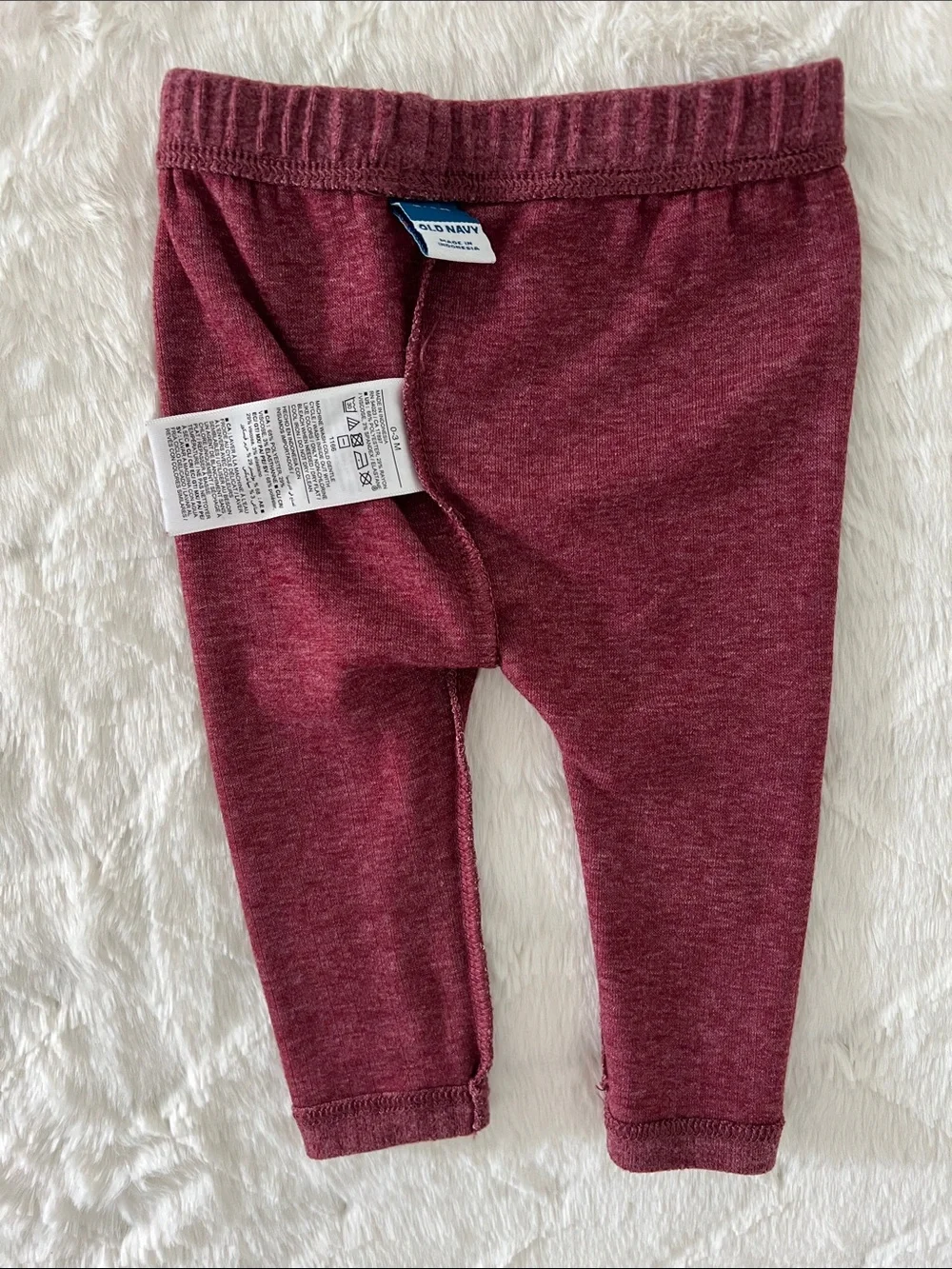 Old Navy | Red Wine Ruffle-Trim Baby One-Piece & Matching Pants #746725-00 0-3 M